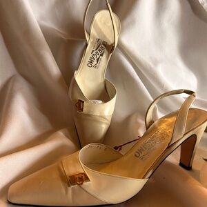Salvatore Ferragamo sling back heels, tan and white  7.5  Sexy classy